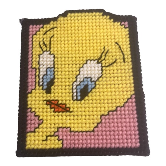 Tweety Bird Other - TWEETY BIRD NURSERY CLASSROOM TISSUE KLEENEX BOX COVER YARN Cross Stitch Estate